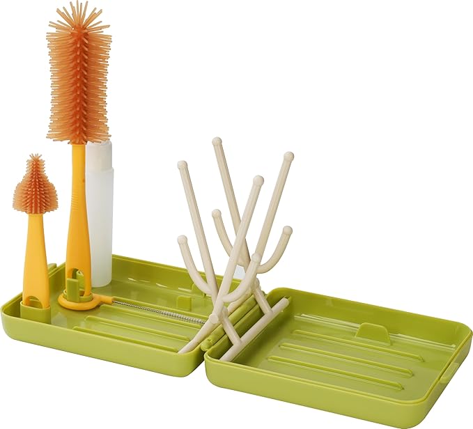 Travel Bottle Cleaner kit, 7in1 Baby Travel Essential Silicone Travel Bottle Brush Set Nipple Drying Rack, Straw Breast Pump Cleaning Soap Dispenser Organizer Case Mon Gift (New Green)