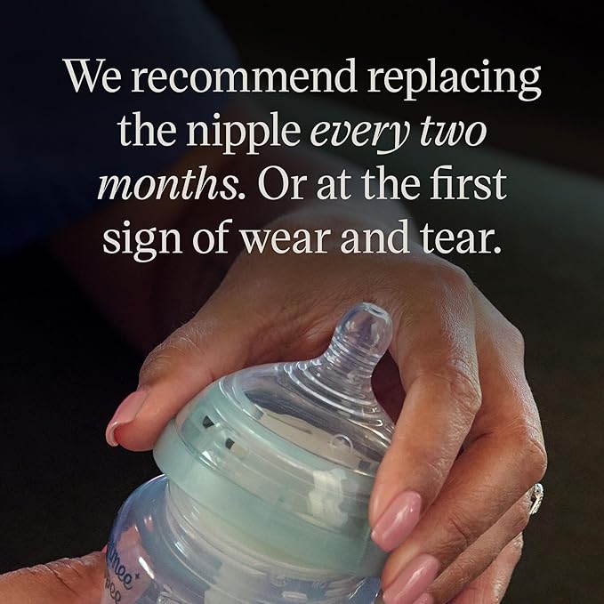 Tommee Tippee Advanced Anti-Colic Baby Bottle Nipples, Breast-Like for A Natural Latch, Soft Silicone, Fast Flow, 6+ Months, Pack of 4