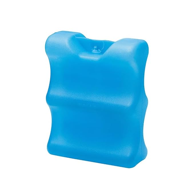 Medela Ice Pack for Breast Milk Storage, Contoured Shape Designed to Fit Breastmilk Bottles, for On The Go or Traveling Moms