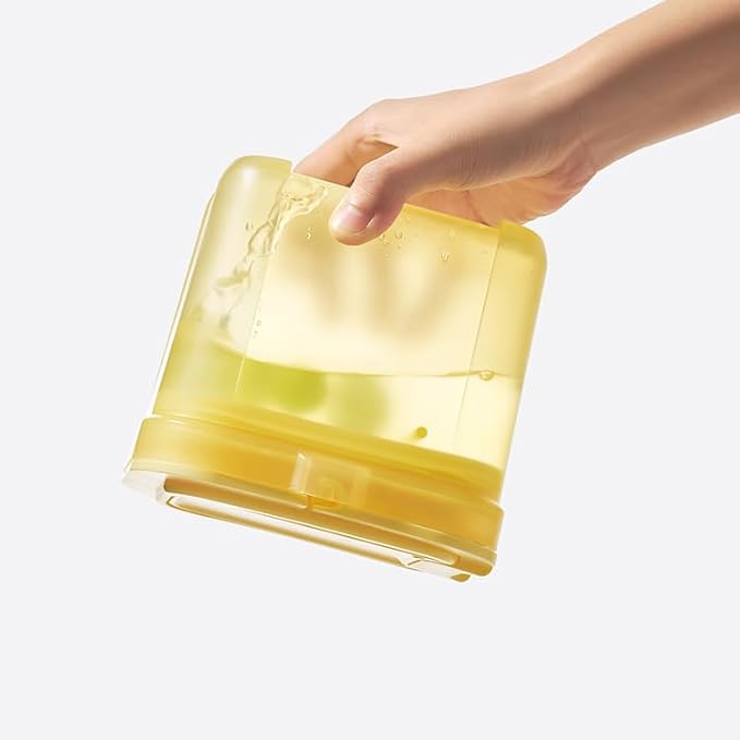 Shockproof Airtight Baby Formula Container with Scoop，Baby Formula Dispenser for Travel Outdoor Activities,BPA Free (Yellow, 1000ml)
