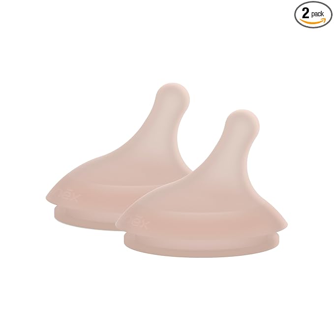 Suavinex Zero.Zero Medium Flow Asymmetrical Silicone Nipple, 2 Pack (3m+), Light