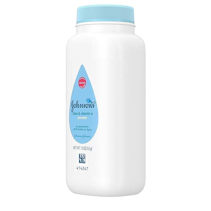 Johnson's Aloe Vitamin E Powder 1.5 oz Pack, Pure Cornstarch, 4.5 Ounce, (Pack of 3)