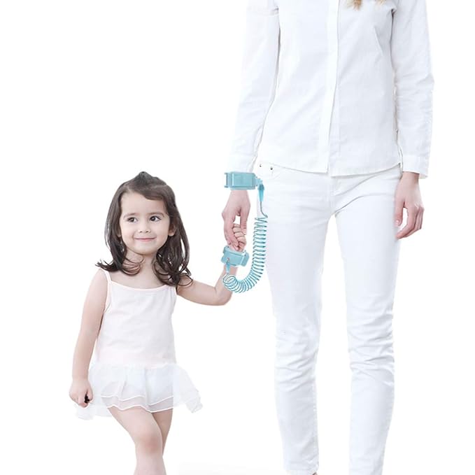 SONARIN Anti Lost Safety Wrist Link Child Safety Strap,Anti Lost Wrist Walking Hand Belt and Magnetic Induction Lock for Toddlers,Babies & Kids(Blue)