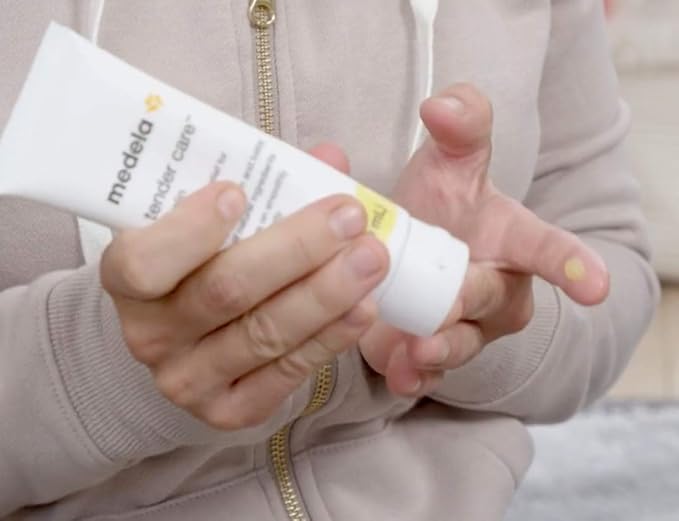 Medela, Tender Care, Lanolin Nipple Cream for Breastfeeding, All-Natural Nipple Cream, Tender Care Lanolin, Offers Soothing Protection, Hypoallergenic, All-Natural Ingredients, 100% Safe, 2 oz. Tube