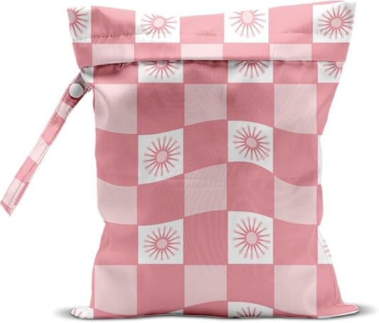 Wet Bag, Wet Dry Bag, Waterproof Swim Bags, Machine Washable Reusable Bags for Beach, Pool, Diapers, and Dirty Yoga Gym Clothes(Pink Checkerboard Design)