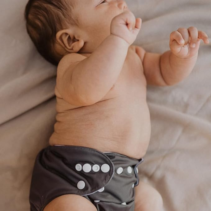 Nora's Nursery Cloth Diapers 7 Pack with 7 Inserts & 1 Wet Bag - Waterproof Cover, Washable, Reusable & One Size Adjustable Pocket Diapers for Newborns and Toddlers - Sand and Stone