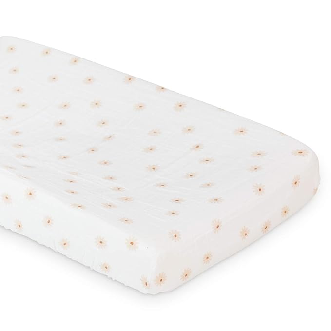 lulujo Baby Changing Pad Cover 100% Cotton Muslin Fitted Standard Size, 32 x 16 Inches, Daisies
