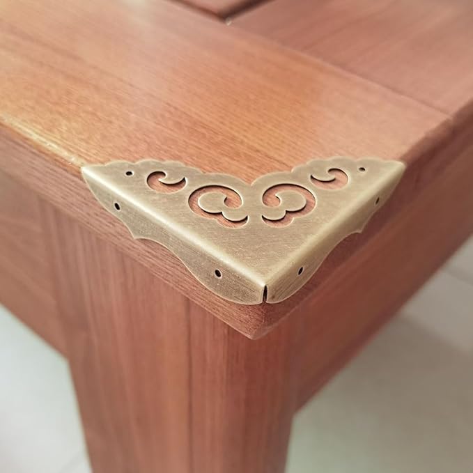 Metal Corner Protectors Set of 4, Vintage Decorative Corner Protector for Antique Wooden Chests, Tables, Desks, Boxes, Edge Protection, Hollowed Out Flower Corner Guards for Decor Furniture (Bronze)