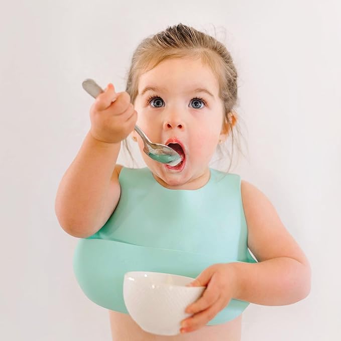 Magnetic Silicone Baby Bib – Waterproof, Dishwasher Safe, BPA Free Food-Grade, Feeding Bib for Infants and Toddlers