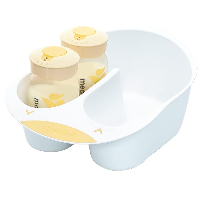 Medela Breast Milk Storage Solution Set, Breastfeeding Supplies & Containers, Breastmilk Organizer, Made Without BPA