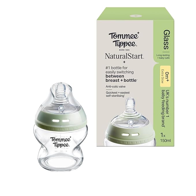 Tommee Tippee Closer to Nature Glass Baby Bottle, Slow Flow Breast-Like Teat with Anti-Colic Valve, 150ml, Pack of 1, Clear