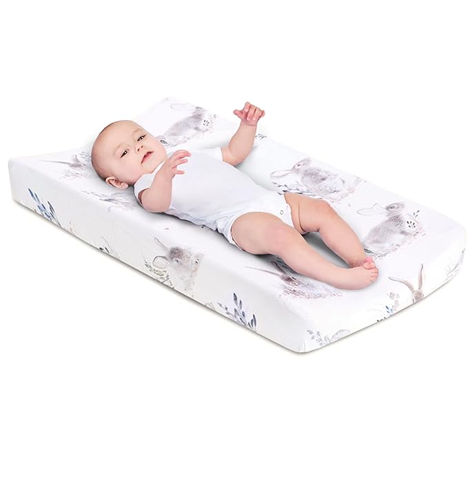 Oilo Changing Pad Cover, Breathable Organic Cotton Fitted Jersey, 300 Thread Count, Machine Washable, Fits Standard Changing Pads (32" x 16"), Girl, Boy, & Neutral Nursery Design, Cottontail