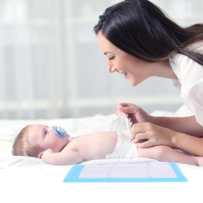 Baby Change Mat 45 x 33 CM (100-Count) Baby Pee Pads, Baby Changing Pad, Waterproof Bed Pad -Thick Super Absorbent Pads Disposable Underpads for Kids, Adults, Elderly - Liquid, Urine