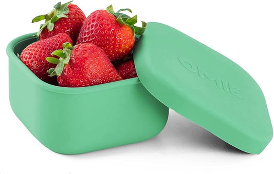 OmieBox Silicone Leakproof Snack Containers To Go, Food Storage Containers with Lid, School Lunch Bento Container - BPA Free, Airtight, Dishwasher and Freezer Safe, Oven Safe - 9.4 ounces (Green)