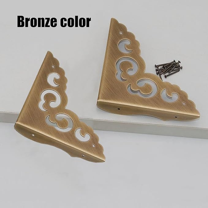 4 Pcs Metal Furniture Corner Protectors, Decorative Corner Protectors with Mounting Nails Retro Style Edge Safety Guards Covers Vintage Metal Corner Guards for Table Cabinet Furniture Wooden Case