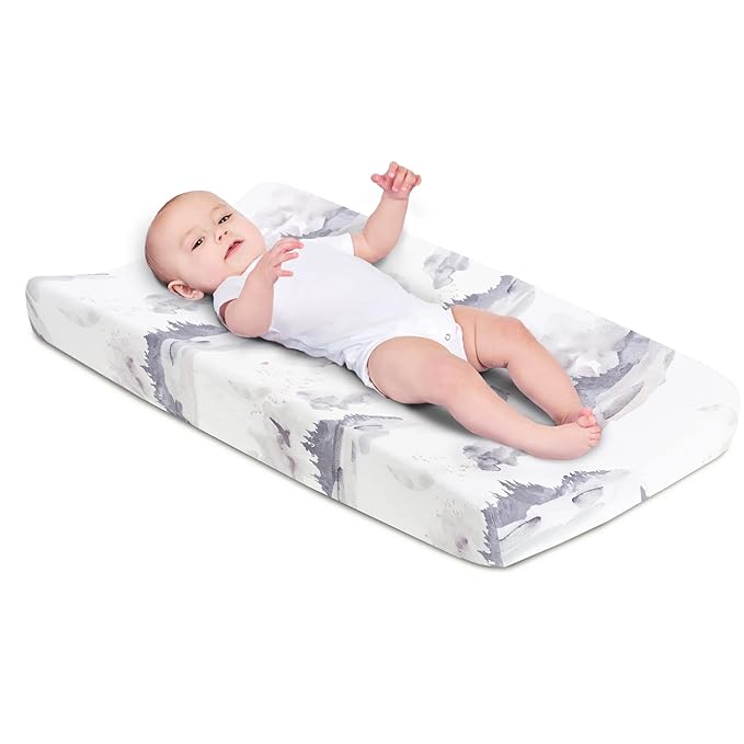 Oilo Changing Pad Cover, Breathable Organic Cotton Fitted Jersey, 300 Thread Count, Machine Washable, Fits Standard Changing Pads (32" x 16"), Girl, Boy, & Neutral Nursery Design, Misty Mountain