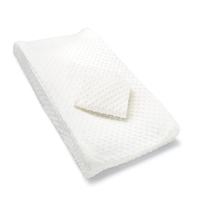 Munchkin® Diaper Changing Pad Covers, 2 Pack, White – Fits Standard Contoured Changing Pads