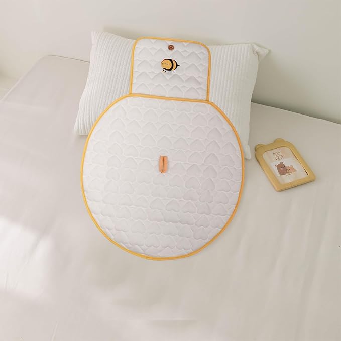 SONARIN Cute Portable Baby Changing Mat,Waterproof Folding Diaper Changing Pad Lightweight Travel Nappy Changing Mat Changing Station with Pocket for Newborns Infants(Bee)