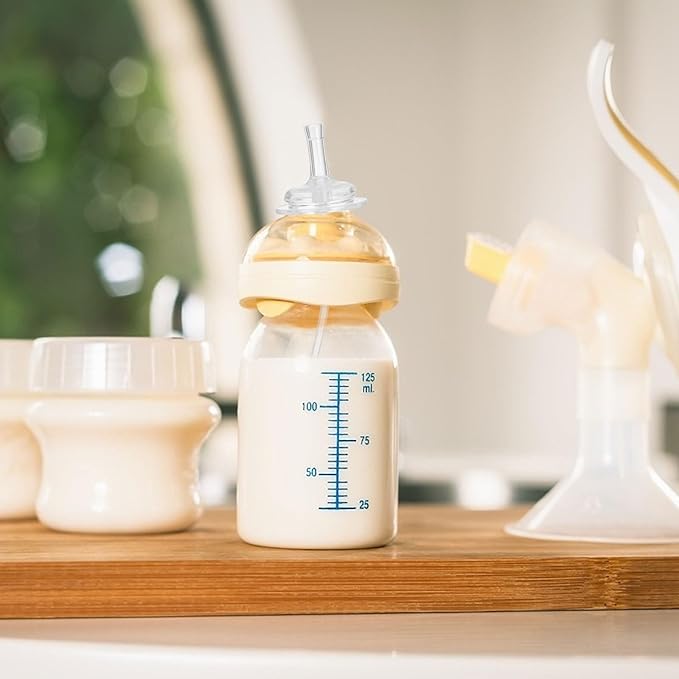 BESTonZON Baby Bottle Straw Replacement Wide Mouth Silicone Feeding Accessory 4-Pack Transparent Soft Sippy Cup Spout for Easy Drinking and Cleaning
