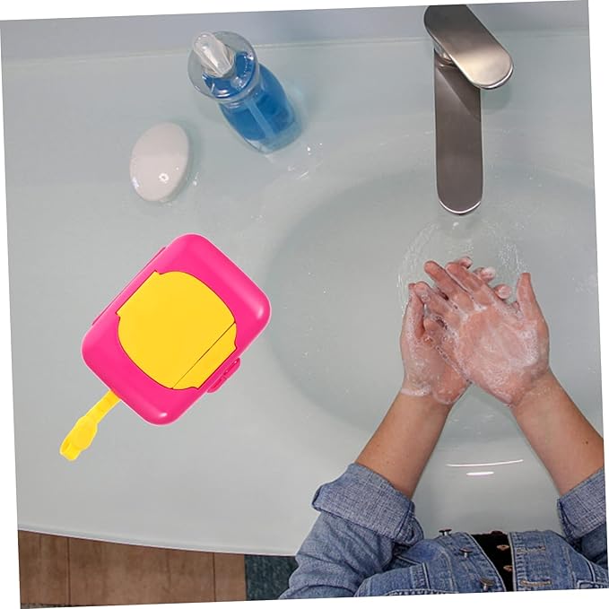 Wipe Box Refillable Dispenser Babywipes Tissue Reusable Wipe Container Hard Hat On- The- Go Wipes Dispenser Baby Carrier Portawipes Bag Holder Travel Portable