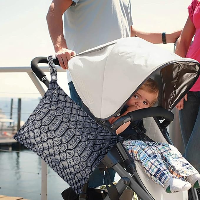 visesunny Snake Skin 3D Print 2Pcs Wet Bag with Zippered Pockets Washable Reusable Roomy Diaper Bag for Travel,Beach,Daycare,Stroller,Diapers,Dirty Gym Clothes,Wet Swimsuits,Toiletries
