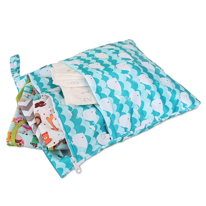 Damero Cloth Diaper Wet Dry Bag with Handle for Swimsuit, Pumping Parts, Wet Clothes and More, Ideal for Travel, Exercise, Daycare, Swimming, Reusable and Water-Resistant (Medium,Cute Whale)
