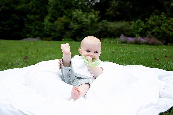 green sprouts Stay-dry Baby Bibs (10 pack) Waterproof protection, Adjustable hook-&-loop closure, Machine washable