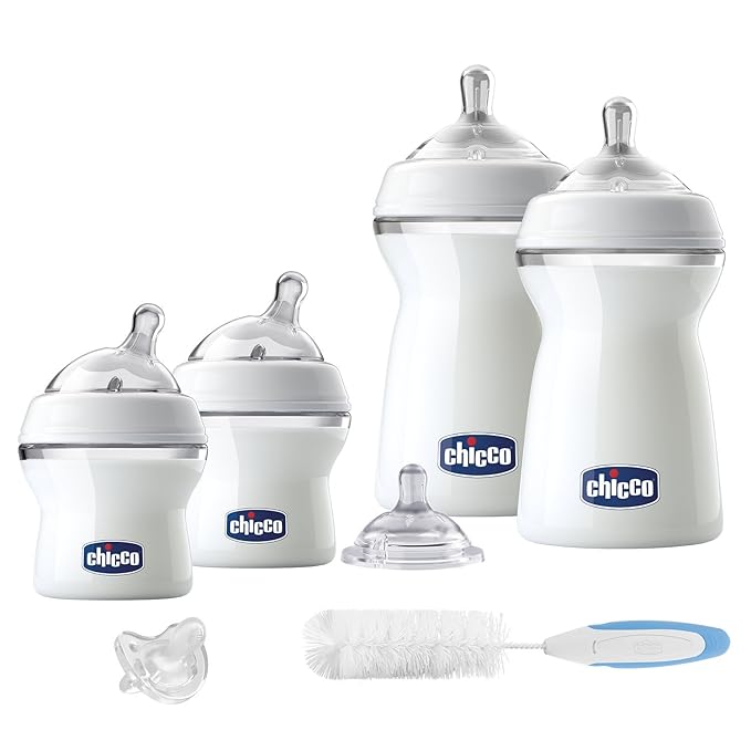 Chicco Naturalfeeling Complete Starter Set with Bottles, Teat Dummy and Brush, 0 m +