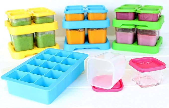 green sprouts Fresh Baby Food Unbreakable Cubes (4oz/4pk) | Store, carry, & serve homemade baby food | Lid provides leak-proof seal, Made from safer plastic, Embossed with measurements
