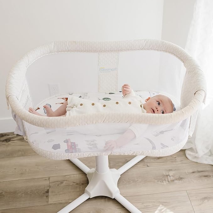 Pobibaby - 2 Pack Premium Bassinet Sheets for Standard Bassinets - Ultra-Soft Cotton Blend, Stylish Woodland Pattern, Safe and Snug for Baby (Explore)