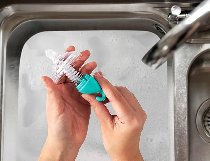 Nuby 2-Pack Bottle and Nipple Brush with Sponge Tip, Colors May Vary