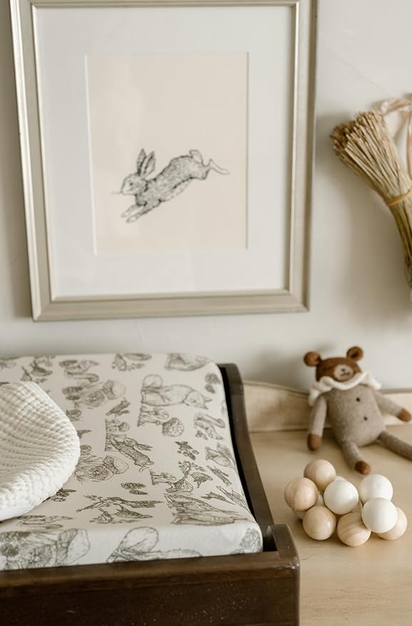Oilo Changing Pad Cover, Breathable Organic Cotton Fitted Jersey, 300 Thread Count, Machine Wash, Fits Standard Changing Pads (32" x 16"), Heirloom Organic Collection, Woodland Animals