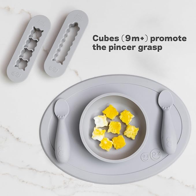 ezpz Baby-Led Weaning Food Cutters (2 pack in Blush) - 6/9 Months + - Food Prep for Infants