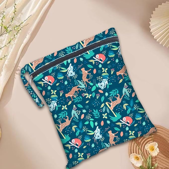 2Pcs 2 Sizes Animal Print Wet Dry Bag Beach Wet Bags Forest Pattern Polyester Waterproof Sandproof Reusable Storage Zipper Pouches for Friends Swimsuit Travel Dirty Diaper Clothes Gifts