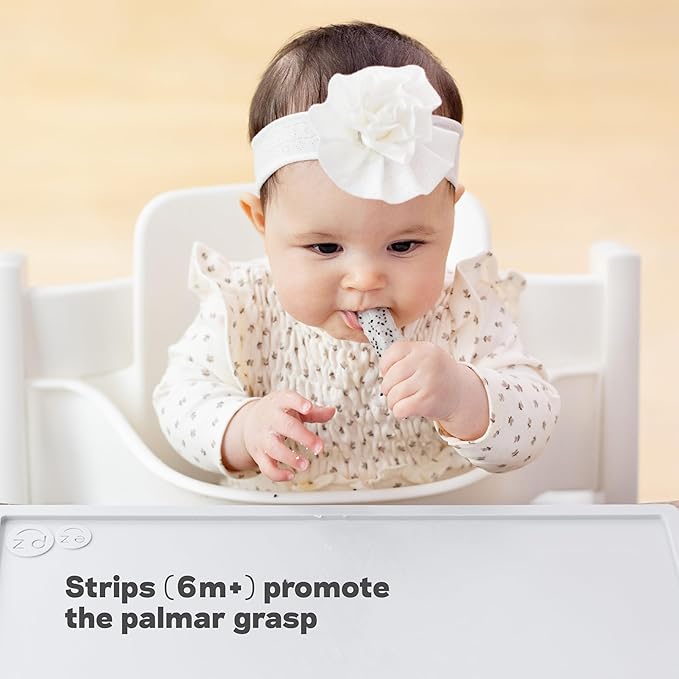 ezpz Baby-Led Weaning Food Cutters (2 pack in Blush) - 6/9 Months + - Food Prep for Infants