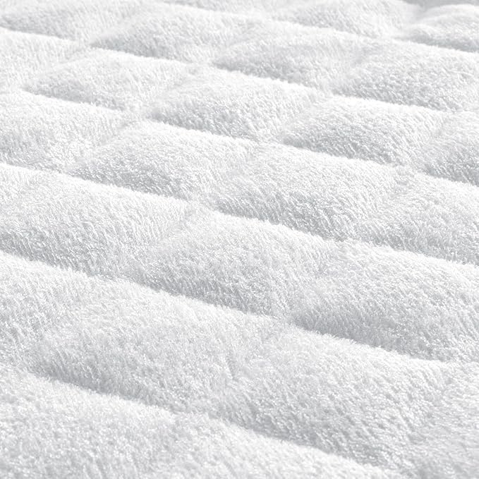 Diaper Changing Pad Liner Non-Slip, Waterproof Terry Mat Changing Pad Cover Liner, Quilted Absorbent Bassinet Liners Washable, 3 Pack 13"x 26" Reusable Portable Changing Table Pad White
