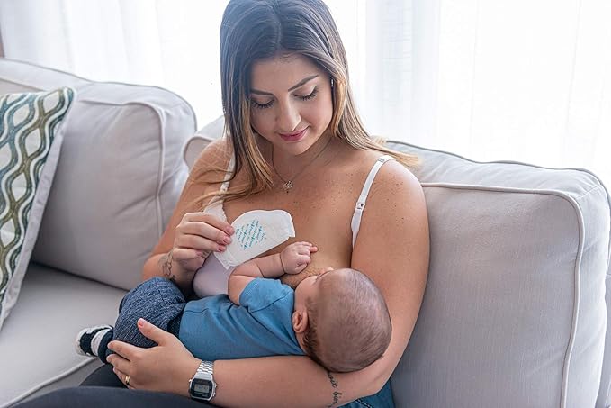 Primo Passi Disposable Nursing Pads for Breastfeeding, 125 Count Super Absorbent Stay Dry, Ultra Comfortable, and Individually Wrapped Leakproof Breast Pads