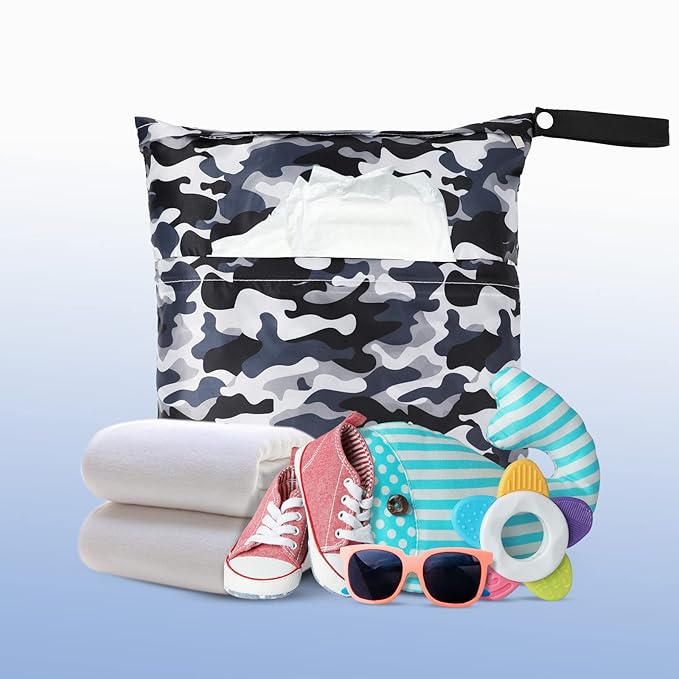 Frienda 4 Pieces Cloth Diaper Wet Dry Bag, Waterproof Reusable Washable Bag for Baby Items and Travel Zippered Pockets with Handle, Beach, Swimsuit, Dirty Gym Clothes and Toiletries(Camouflage)