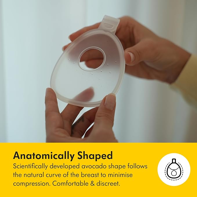 Medela in-Bra Breast Milk Collector, Leak-Proof Wearable Design with Flexible Plug, Anatomic Shape, Made Without BPA, Easy to Clean & Dishwasher Safe, 30 mL Capacity