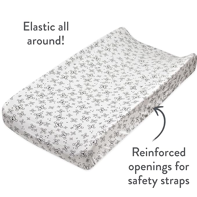 HonestBaby Boys Organic Cotton Changing Pad Cover, Tossed Skulls, One Size