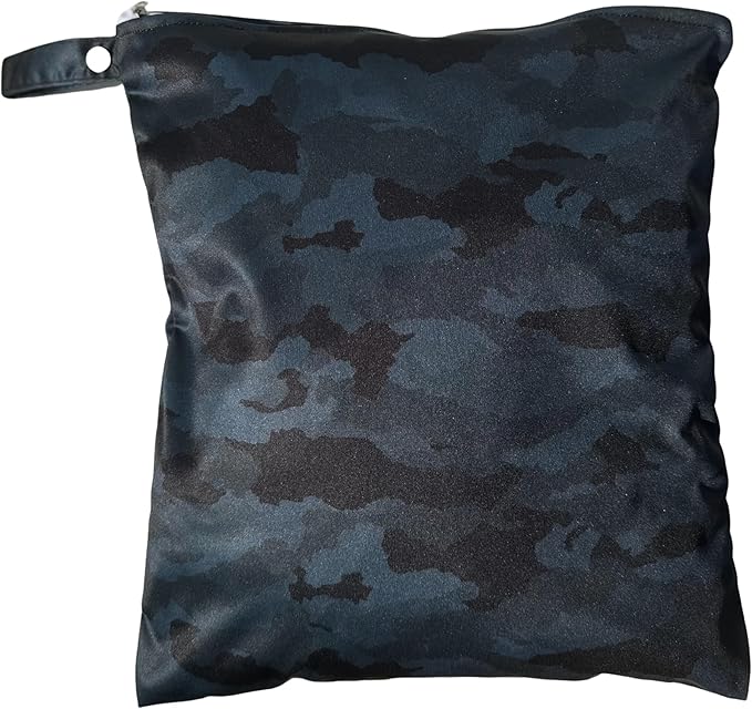 Wet Bag for Gym Clothes Black Camo - 12.6" x 14.6" Waterproof, Smell Proof, Machine Washable Sweat Bags for Sweaty & Dirty Workout Gear, Dry Bags for Sports, Travel, Yoga, Swimsuits - Organizer