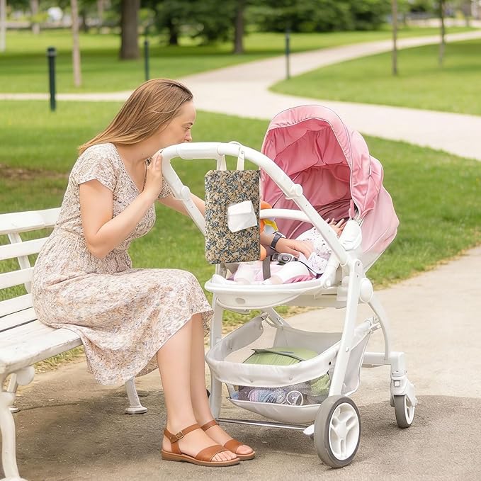 Baby Wipe Holder, Floral Quilted Dispenser Pouch Portable Mommy Bag for Travel Stroller Daily Casual (Green)
