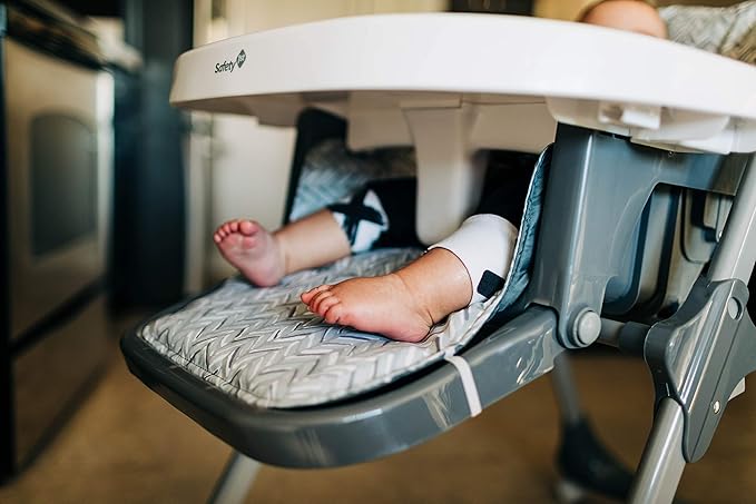 Safety 1st High Chairs for Babies and Toddlers, 3-In-1 Grow and Go with Tray and Adjustable Seat, Birchbark