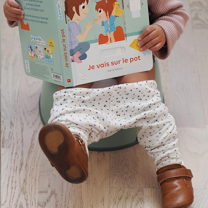 BEABA Ergonomic Training Potty, Provides Comfort and Support, Lightweight & Portable, Compact Toddler Potty (Sage)