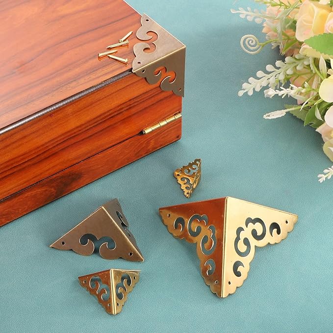 uxcell 4 Pcs Brass Edge Guard, 20mm Decorative Box Corner Cover, Corner Protector, Vintage Stair Dust Corners with Screws, Bronze