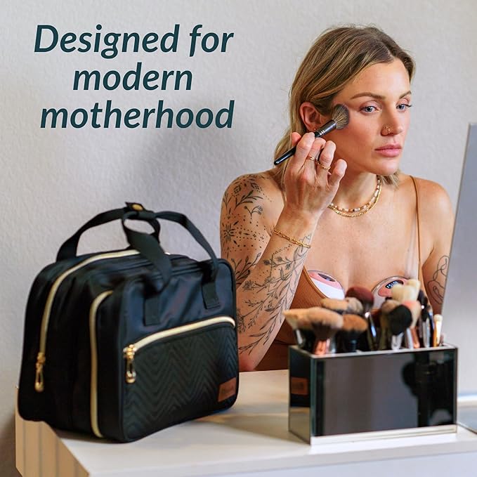Ameda Universal Breast Pump Travel Bag | Pumping Essentials | Wearable Breast Pump Bag with Cooler | Wearable Breastpump Tote | Breastmilk Cooler