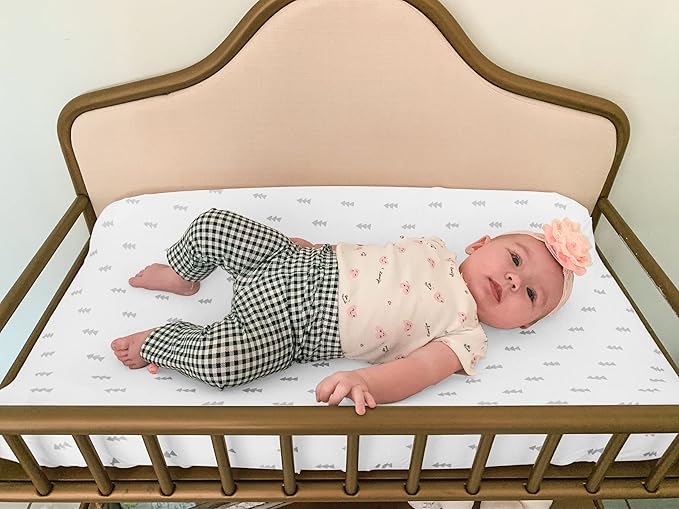 Changing Pad Cover – Premium Baby Changing Pad Covers 4 Pack – Boy or Girl Changing Pad Cover – Pure Cotton Machine Washable Grey and White Changing Table Cover – Diaper Changing Pad Cover Sheets