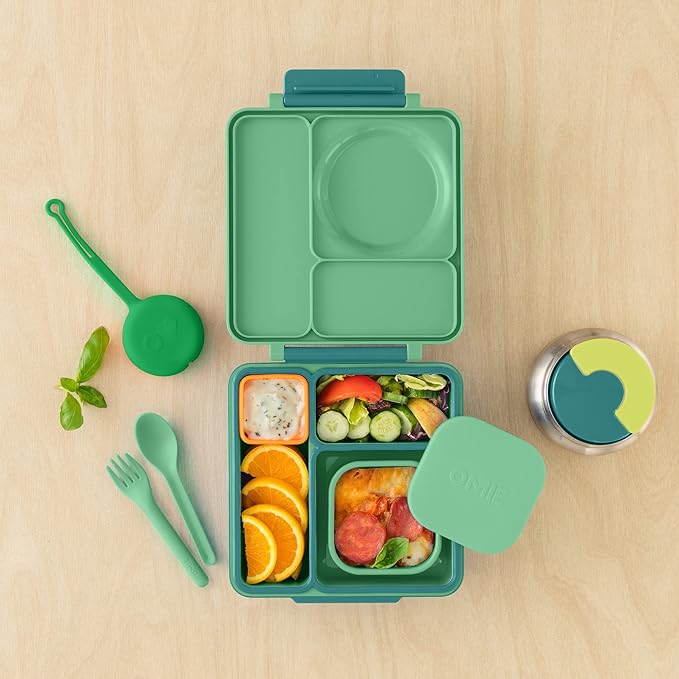 OmieBox Silicone Leakproof Snack Containers To Go, Food Storage Containers with Lid, School Lunch Bento Container - BPA Free, Airtight, Dishwasher and Freezer Safe, Oven Safe - 9.4 ounces (Green)