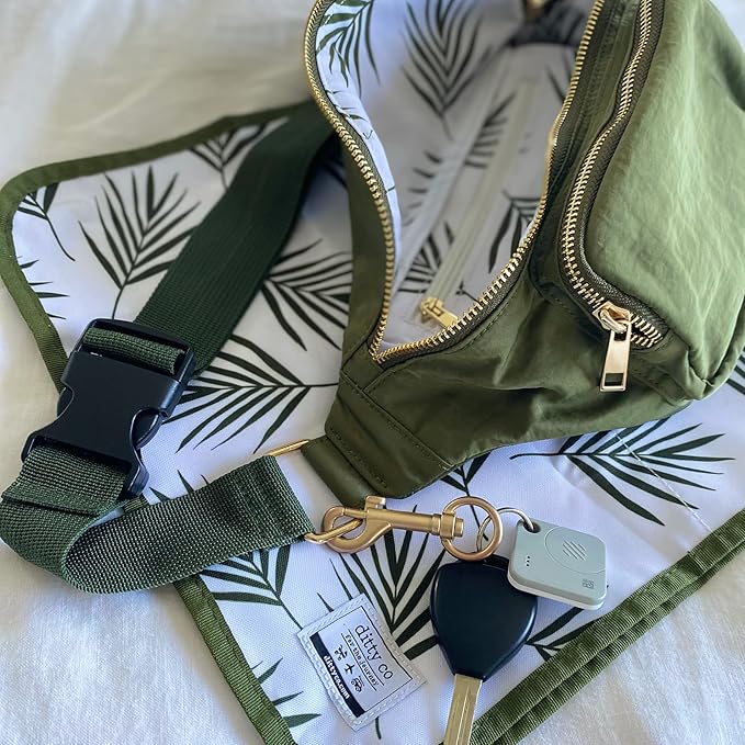 Ditty Co. - Lanikai Small Diaper Bag - Portable Changing Pad - Crossbody Bags For Women - Fanny Pack - Baby Travel Essentials (Olive Green)