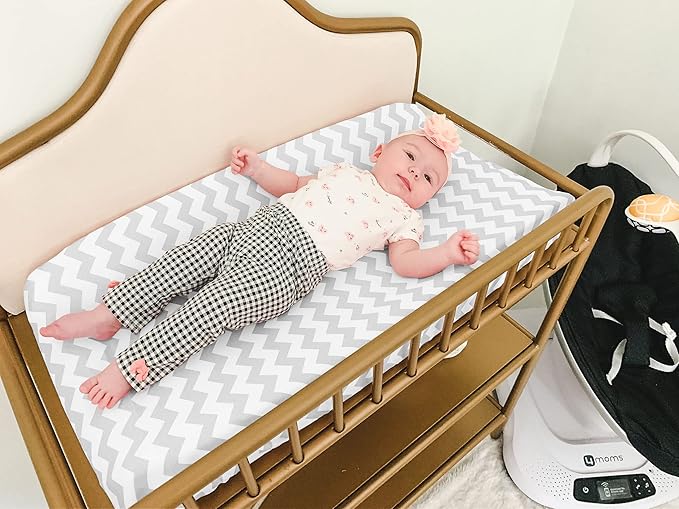 Premium Baby Changing Pad Covers 4 Pack – Boy or Girl Changing Pad Cover – Pure Jersey Machine Washable Grey and White Changing Table Cover – Diaper Changing Pad Cover Sheets